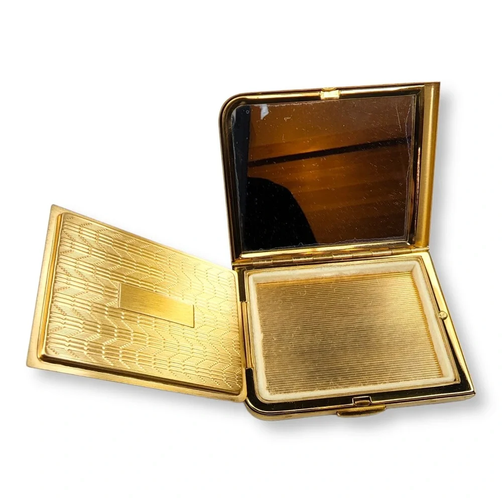 Vintage Elgin American Gold Tone Compact Fleur De Lis Pattern 1953 M&I Bank L.B.